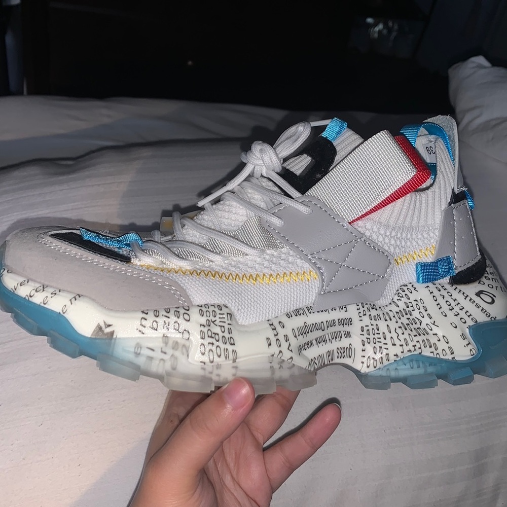 Sneakers